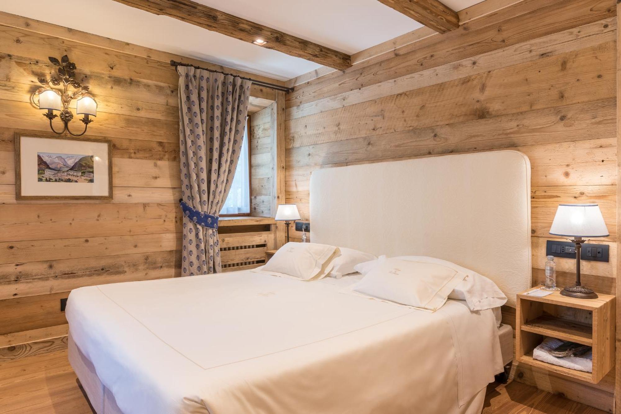 Auberge De La Maison Courmayeur Exteriér fotografie