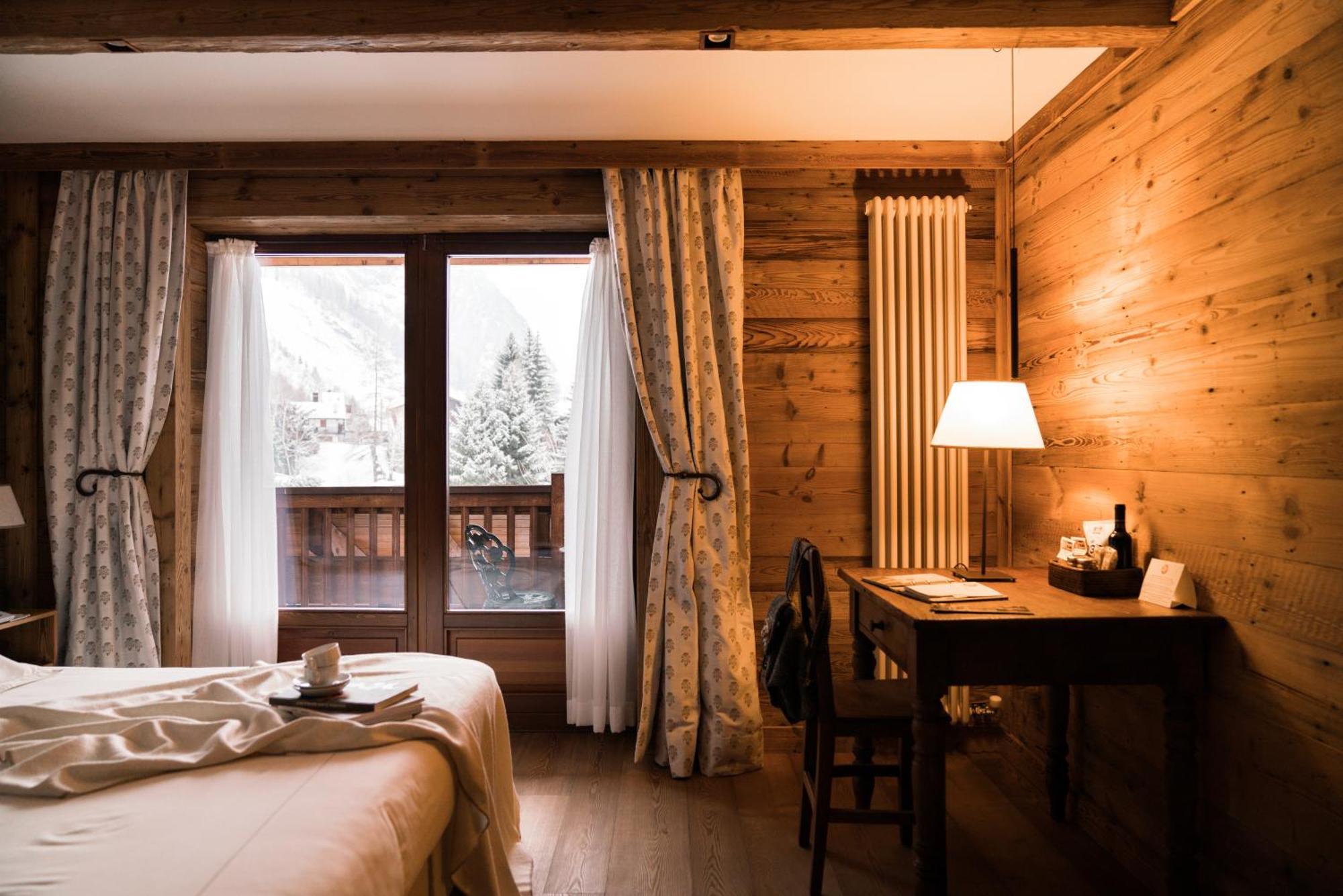 Auberge De La Maison Courmayeur Exteriér fotografie