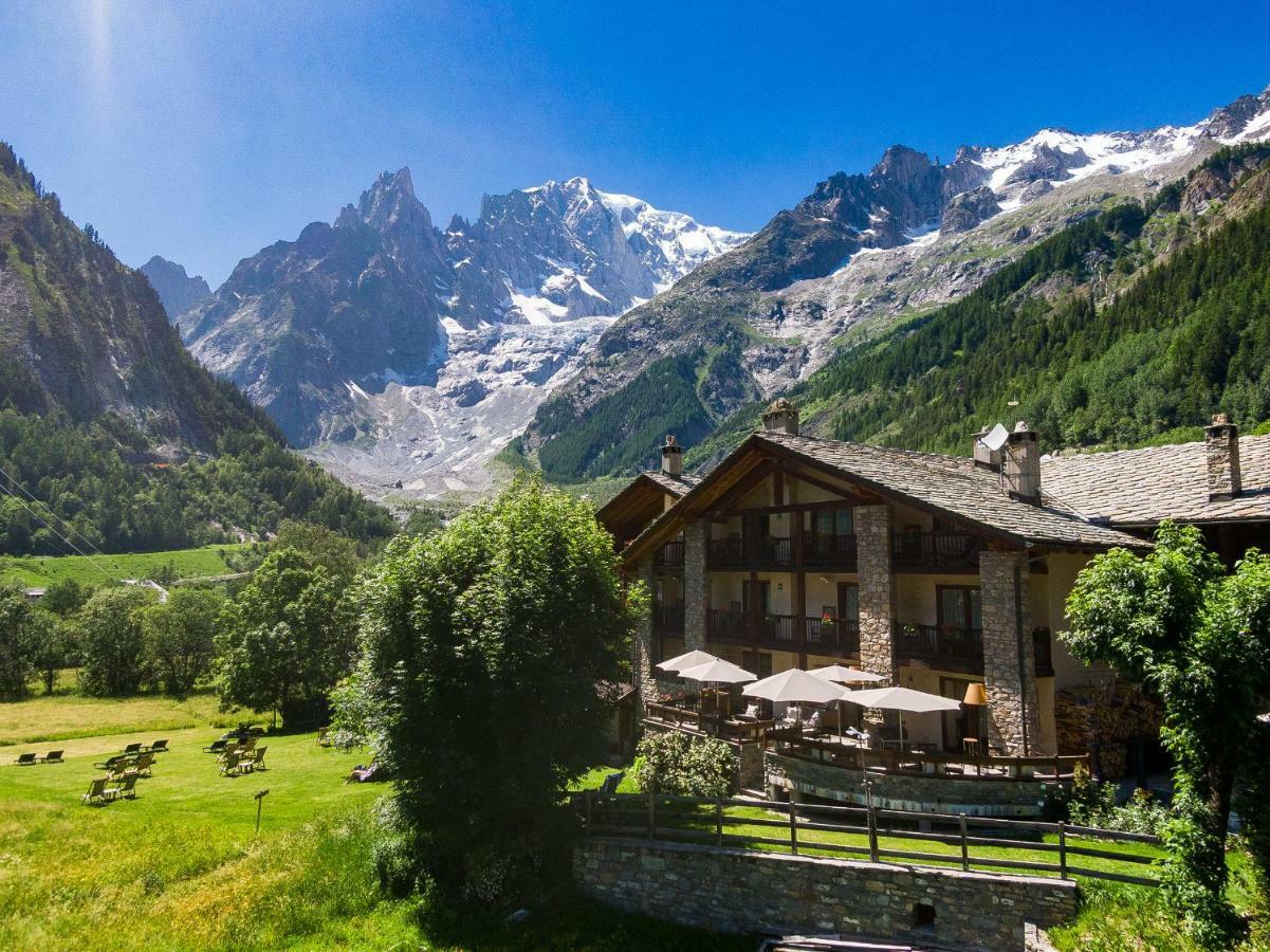 Auberge De La Maison Courmayeur Exteriér fotografie